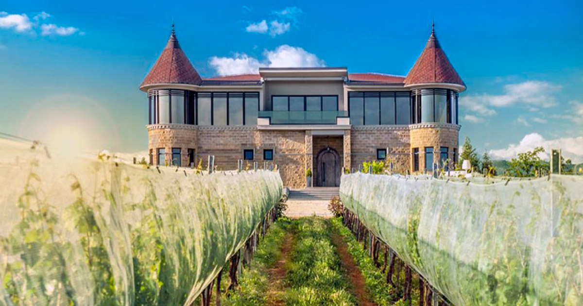 Pohjois-Makedonia – Château Kamnik